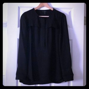 JCrew Beautiful Black Top 🖤😍